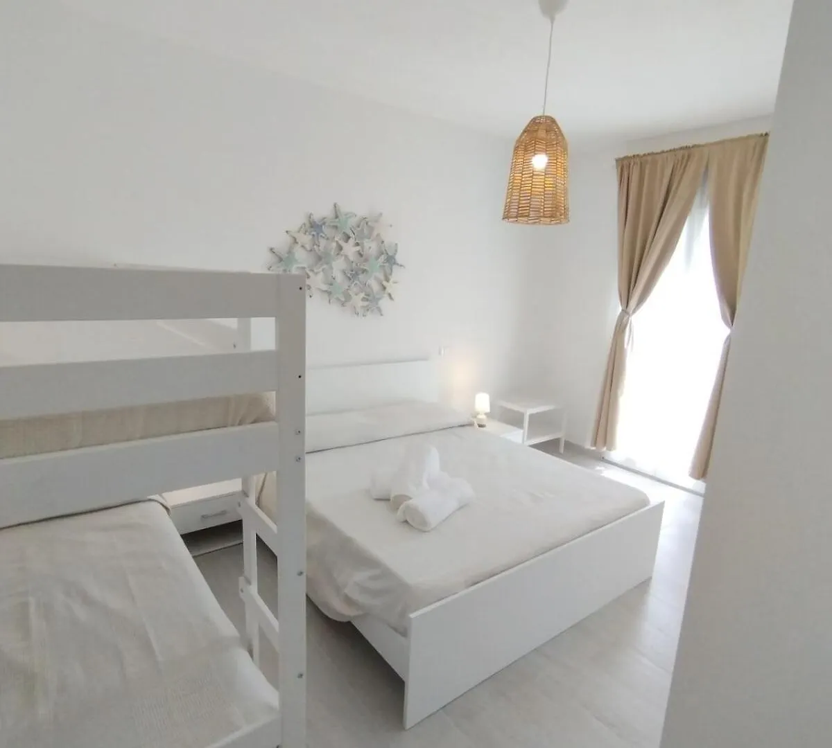 Mary G 2 In 1 Apartment La Maddalena  Italy